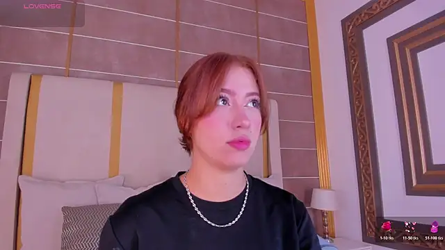 Snapshot of AbigailCarter chatting on 28, 2, 2026 AbigailCarter online show from 28, 2, 2026