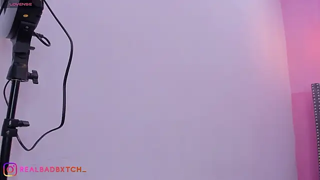 Realbadbxtch online show from 10, 2, 2026