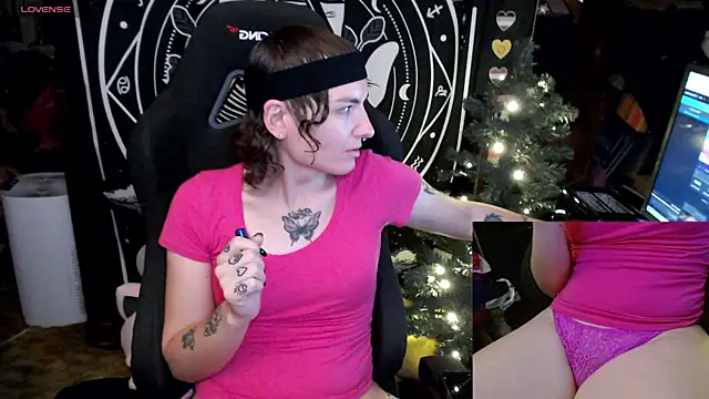 BrandiWRLD 999 online show from 25, 12, 2024