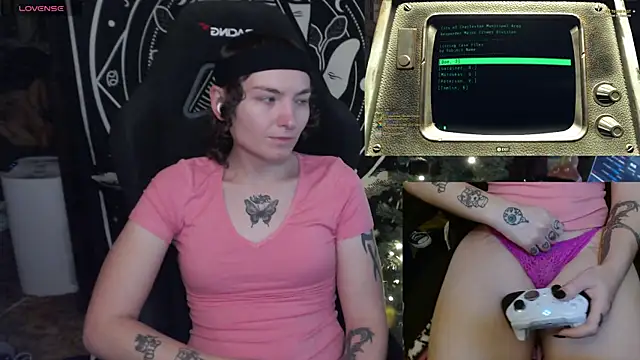 BrandiWRLD 999 online show from 14, 1, 2025