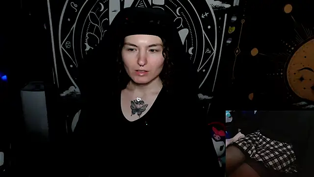 BrandiWRLD 999 online show from 2, 10, 2025