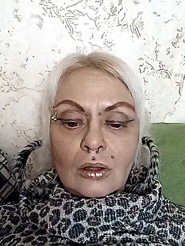 Gardener of Illusions online show from 8, 11, 2025