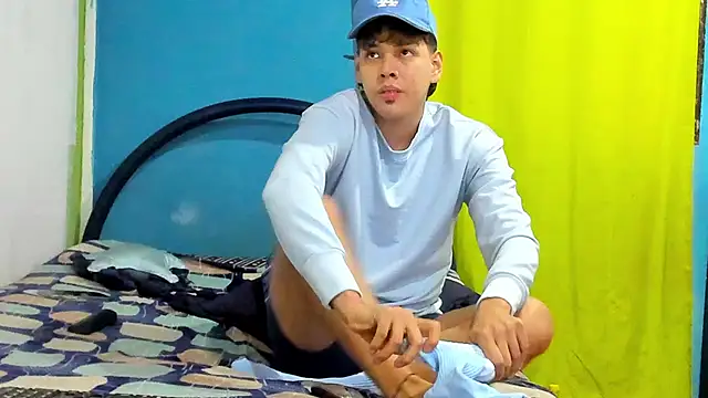 zackmontieel online show from 27, 12, 2024