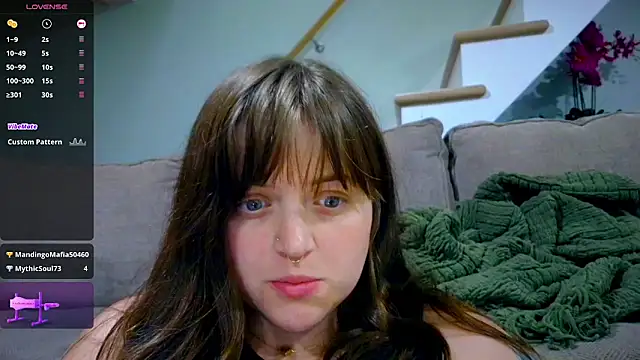 Snapshot of princess_emily4723 chatting on 17, 4, 2026 princess emily4723 online show from 17, 4, 2026