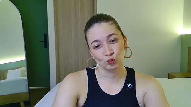 Snapshot of adarussell chatting on 15, 6, 2026 adarussell online show from 15, 6, 2026