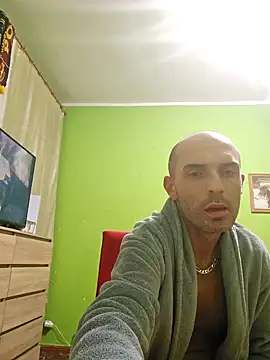Snapshot of STANISLAW621162 chatting on 1, 2, 2025 STANISLAW621162 online show from 1, 2, 2025