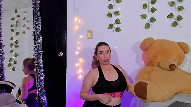 JanneKim online show from 9, 4, 2026