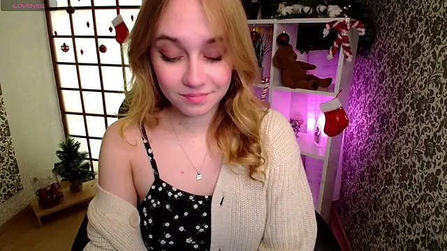 LianaBright online show from 6, 1, 2025