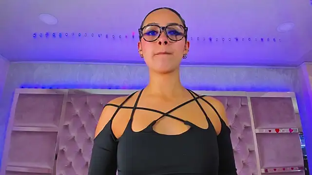 Harii 02 online show from 4, 11, 2025