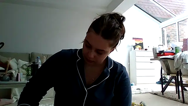Krystal Tx online show from 2, 5, 2026
