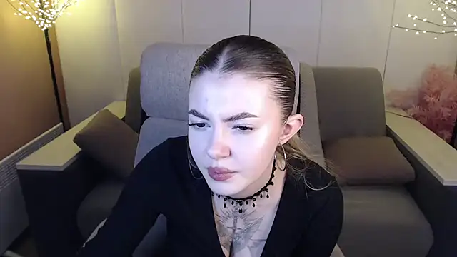 Snapshot of Ritaneer chatting on 11, 3, 2025 Ritaneer online show from 11, 3, 2025