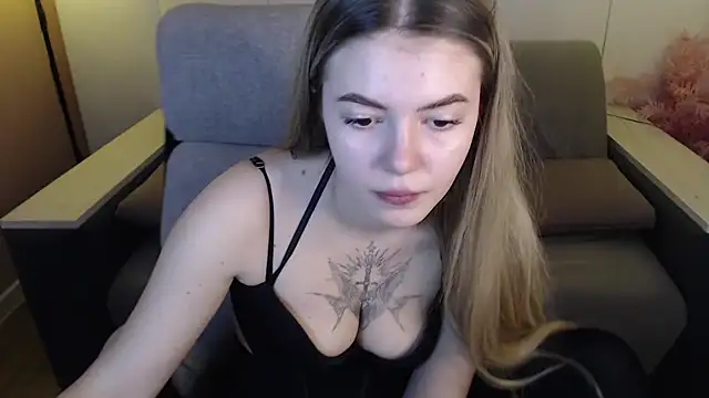 Snapshot of Ritaneer chatting on 18, 3, 2025 Ritaneer online show from 18, 3, 2025