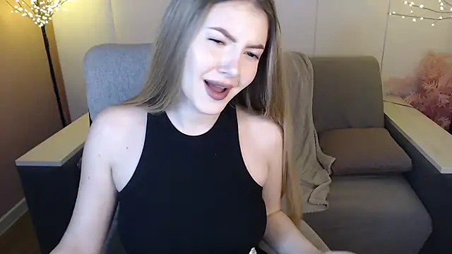 Snapshot of Ritaneer chatting on 21, 3, 2025 Ritaneer online show from 21, 3, 2025