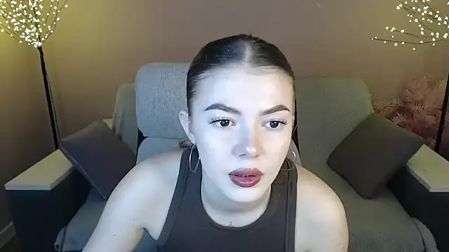 Snapshot of Ritaneer chatting on 22, 3, 2025 Ritaneer online show from 22, 3, 2025