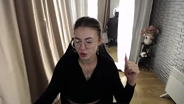 Snapshot of Ritaneer chatting on 10, 9, 2025 Ritaneer online show from 10, 9, 2025