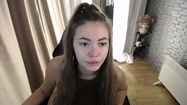 Snapshot of Ritaneer chatting on 12, 9, 2025 Ritaneer online show from 12, 9, 2025