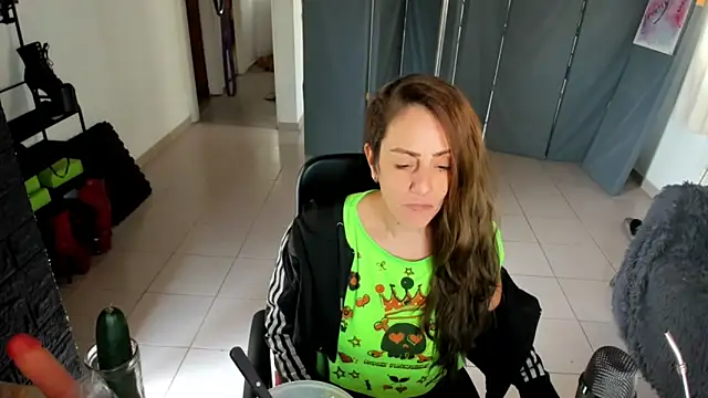 jessiburningheels online show from 27, 2, 2025