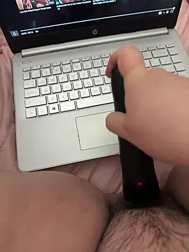 yourcutesarah online show from 4, 11, 2025