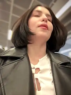 meow girl online show from 23, 12, 2024