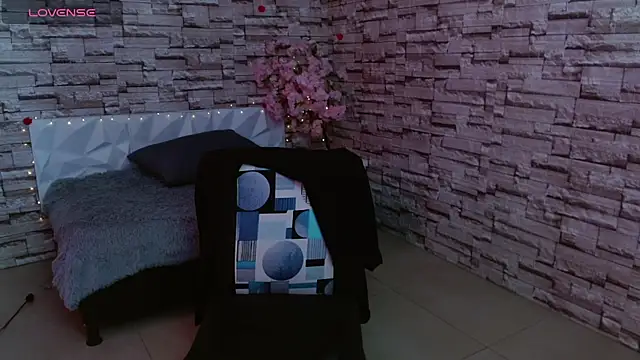 Vanse lust online show from 8, 3, 2025