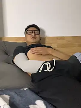 lixiaoshuai8 online show from 6, 3, 2025