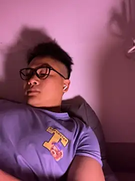 Snapshot of lixiaoshuai8 chatting on 25, 2, 2026 lixiaoshuai8 online show from 25, 2, 2026