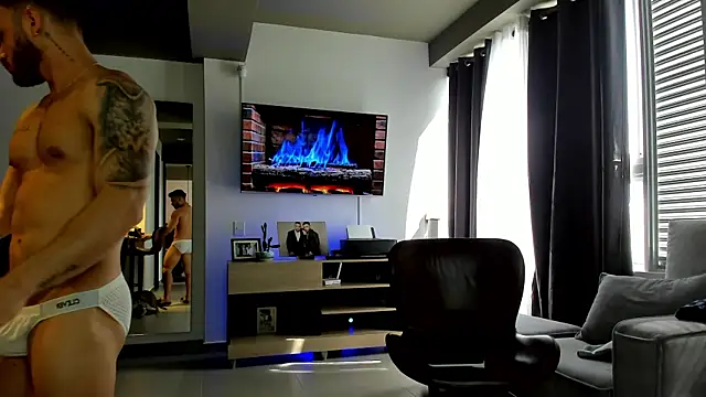 Maximo Marcelo online show from 31, 1, 2025