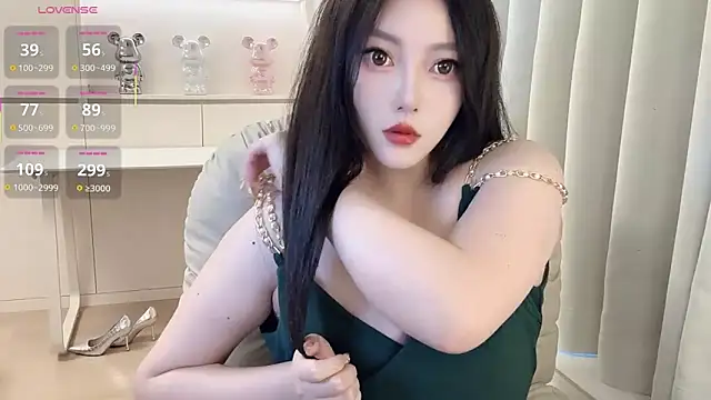 Snapshot of Kulomiyee_koi chatting on 24, 2, 2025 Kulomiyee koi online show from 24, 2, 2025