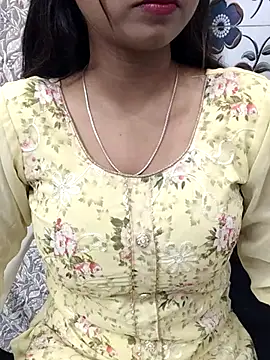 Snapshot of Ishaani_0 chatting on 15, 3, 2025 Ishaani 0 online show from 15, 3, 2025