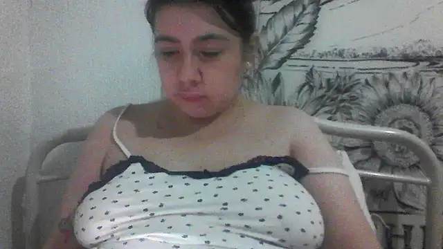 CamilaCherryX online show from 28, 9, 2025