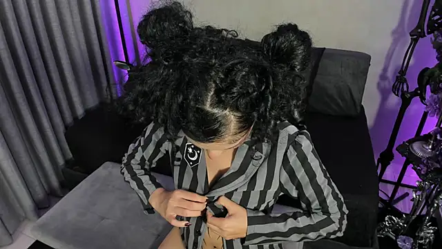 Morgan Hilll  online show from 12, 10, 2025