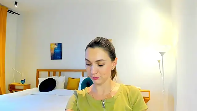 LovelyeeMia online show from 10, 12, 2024