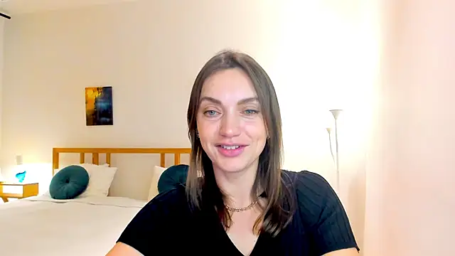 LovelyeeMia online show from 11, 12, 2024