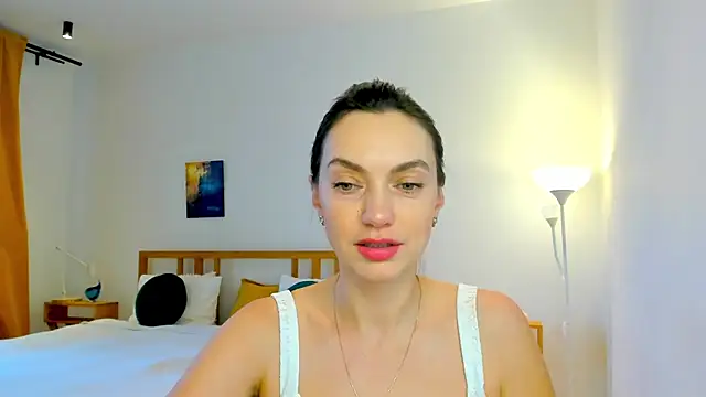 LovelyeeMia online show from 12, 12, 2024