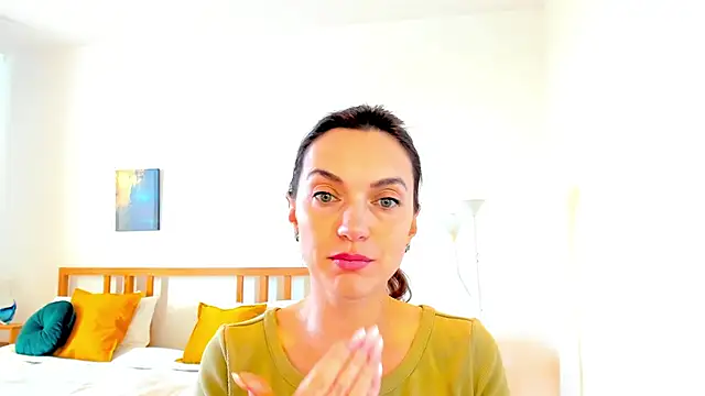 LovelyeeMia online show from 14, 12, 2024