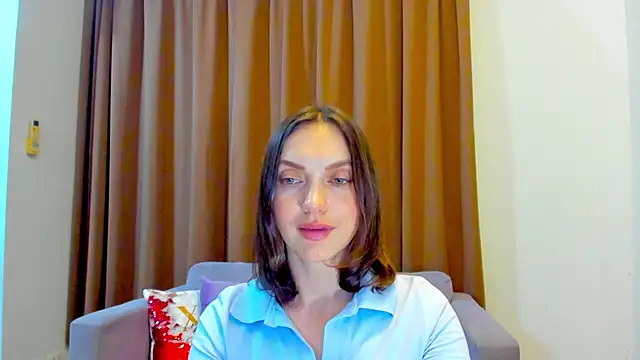 LovelyeeMia online show from 30, 10, 2025