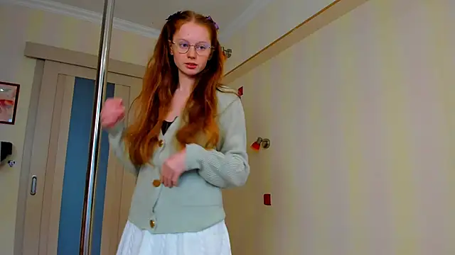 Snapshot of Fire_Luna chatting on 12, 10, 2025 Fire Luna online show from 12, 10, 2025