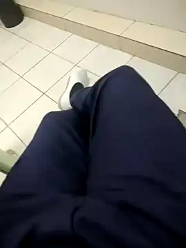 gatmoreno1 online show from 30, 9, 2025