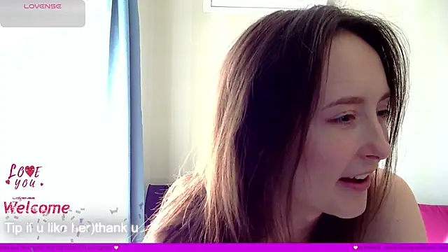 Snapshot of LilyXSky chatting on 12, 10, 2025 LilyXSky online show from 12, 10, 2025