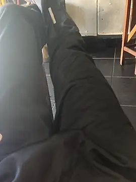 Snapshot of Juliano69xv chatting on 18, 9, 2025 Juliano69xv online show from 18, 9, 2025