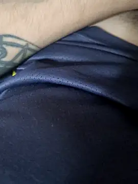 Snapshot of Juliano69xv chatting on 4, 10, 2025 Juliano69xv online show from 4, 10, 2025