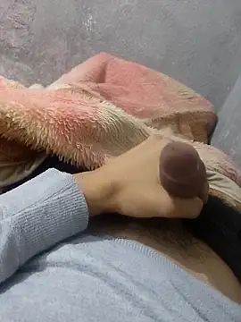 Snapshot of Juliano69xv chatting on 9, 10, 2025 Juliano69xv online show from 9, 10, 2025