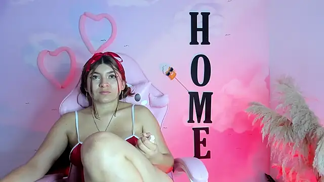 carolayrosse online show from 12, 2, 2025