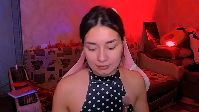 Swee Alicee online show from 17, 5, 2026