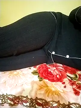 Snapshot of 3ahhd chatting on 4, 4, 2026 3ahhd online show from 4, 4, 2026