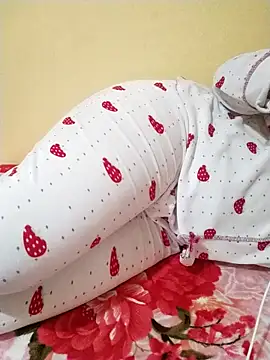 Snapshot of 3ahhd chatting on 6, 4, 2026 3ahhd online show from 6, 4, 2026