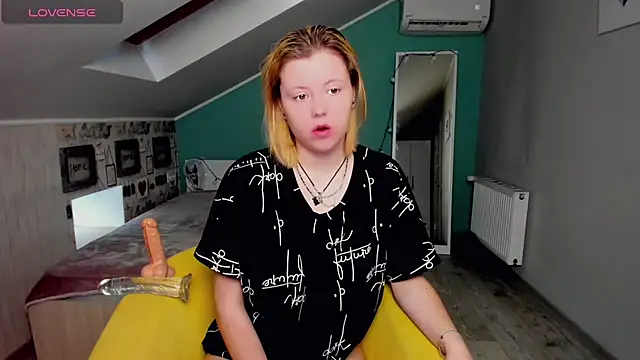 LillyDepp online show from 19, 12, 2024