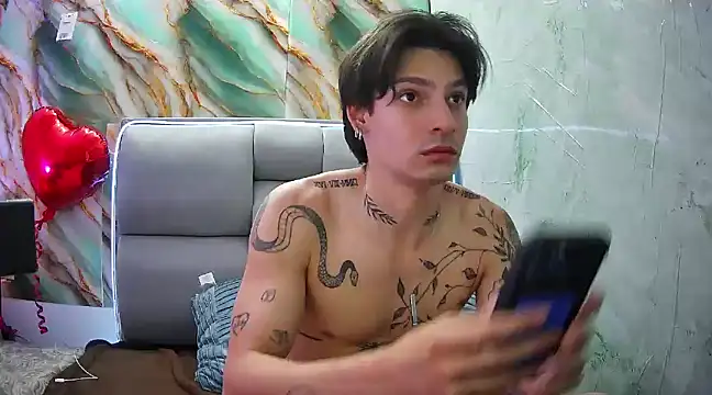 Snapshot of Apolo_Hidalgo01 chatting on 9, 2, 2025 Apolo Hidalgo01 online show from 9, 2, 2025