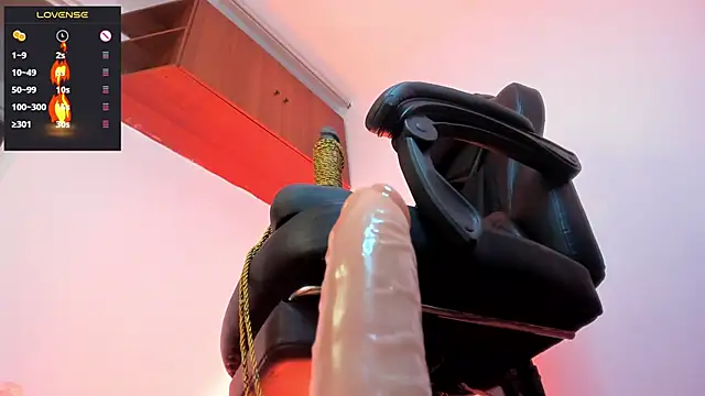 charlotte joliedart online show from 28, 2, 2025