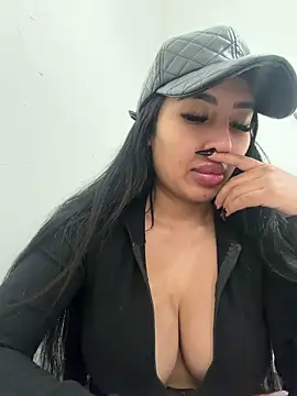 Snapshot of Anily_Lovely chatting on 5, 2, 2026 Anily Lovely online show from 5, 2, 2026